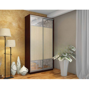 2-ukseline lükandustega riidekapp